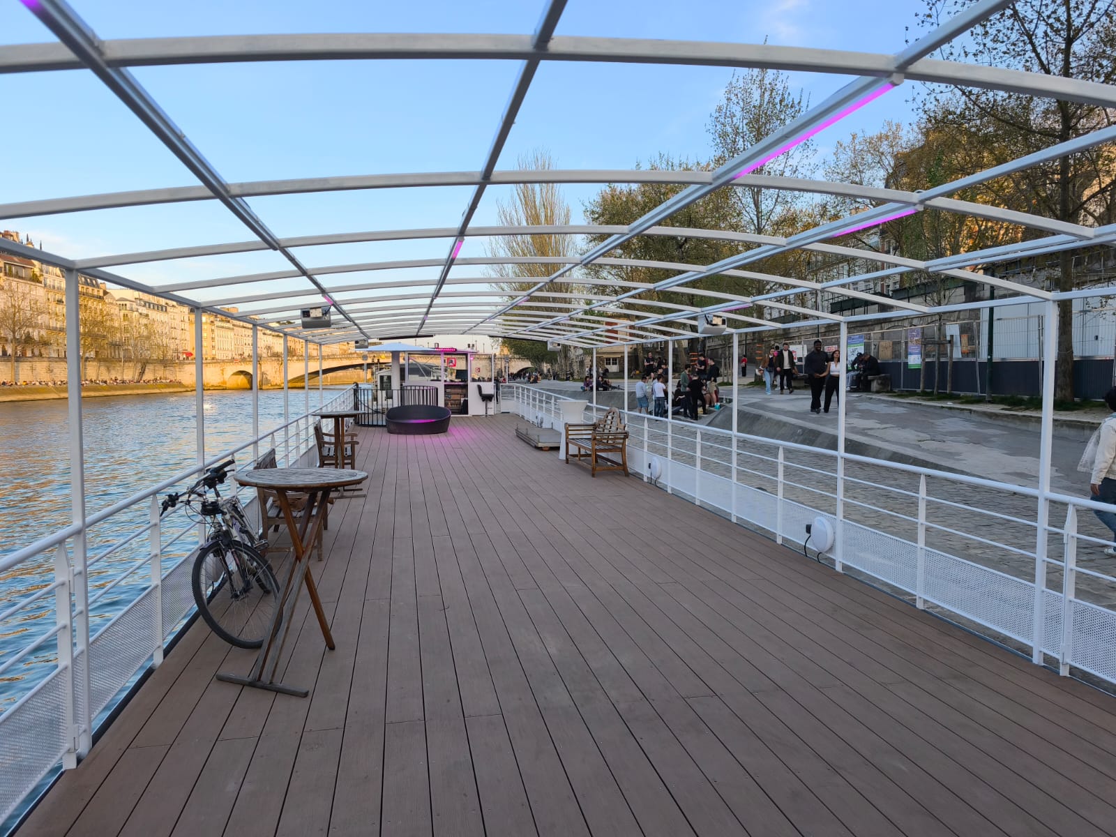 Péniche Unic
