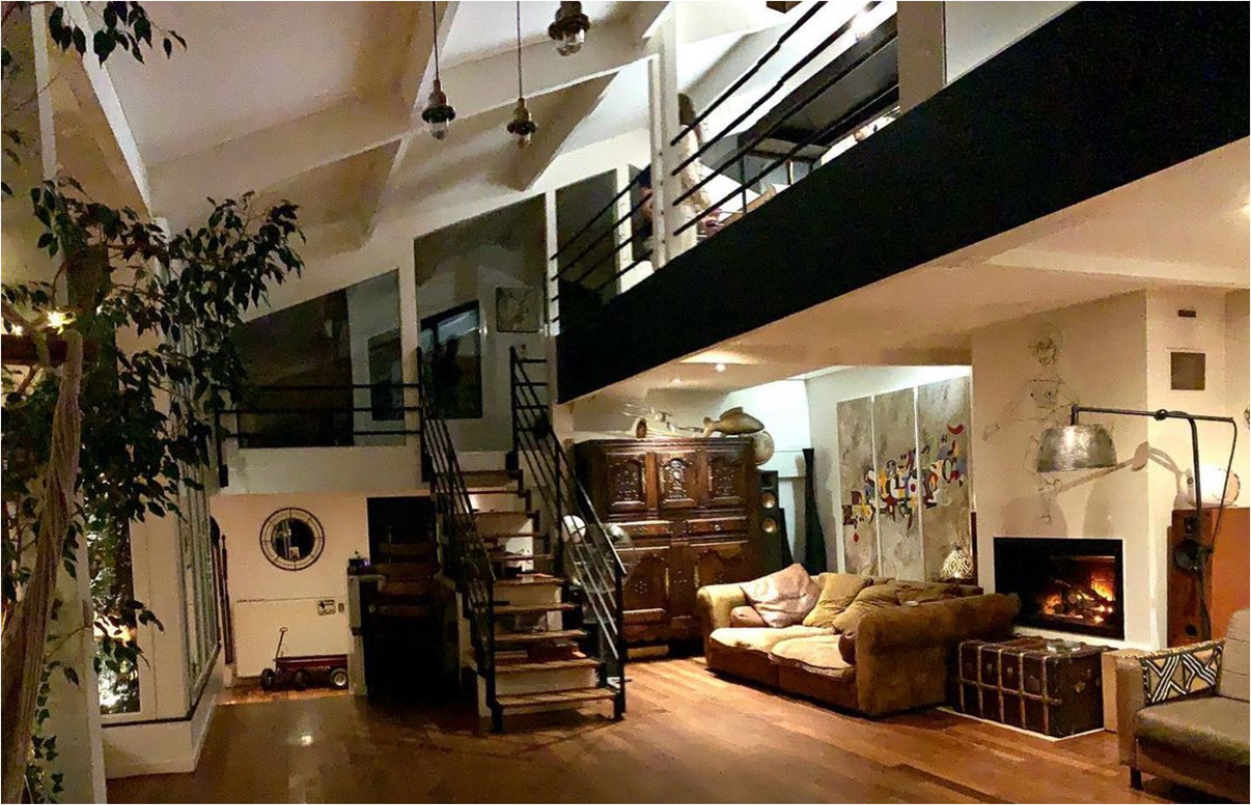 Salle le-decor-a-lenvers à louer sur  pour des événements