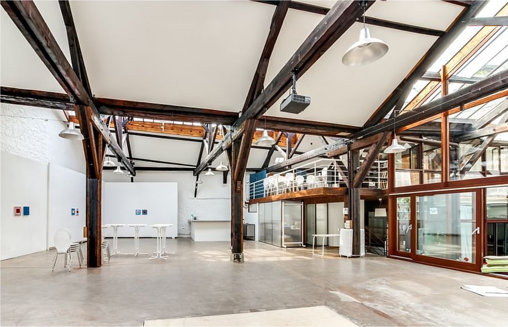 Salle loft-des-ecluses-2 à louer sur  pour des événements