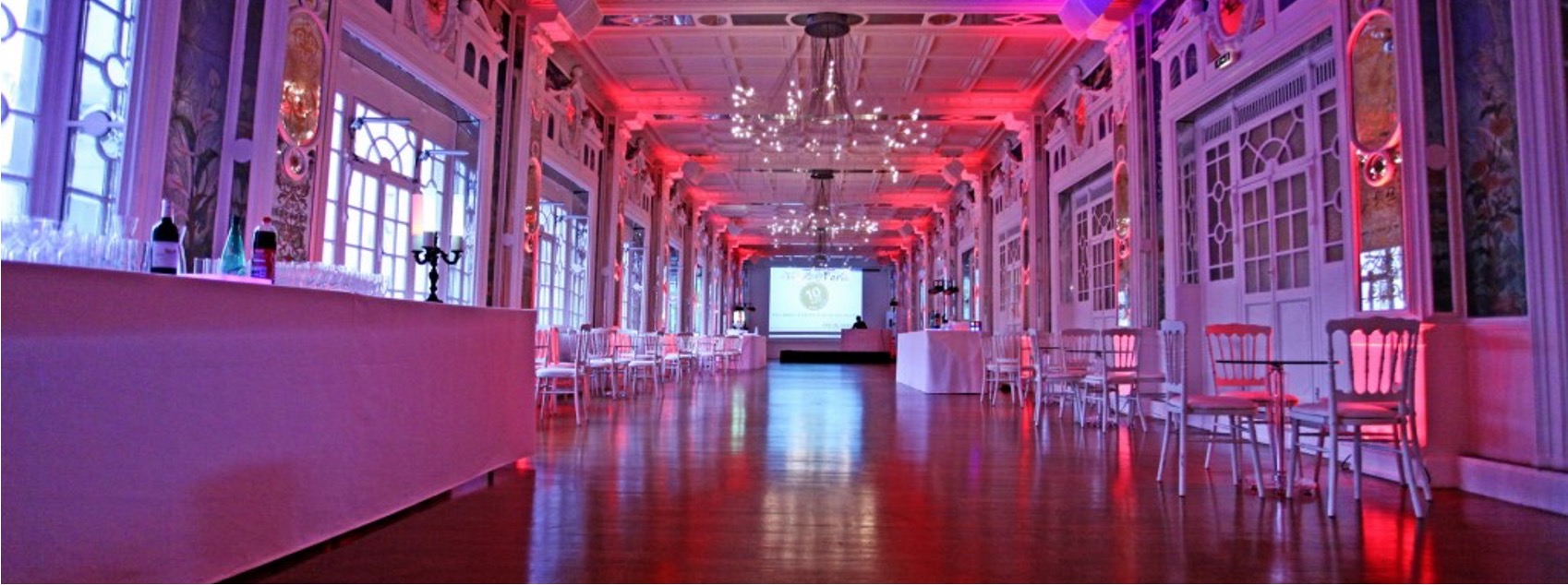 Le Salon Des Miroirs