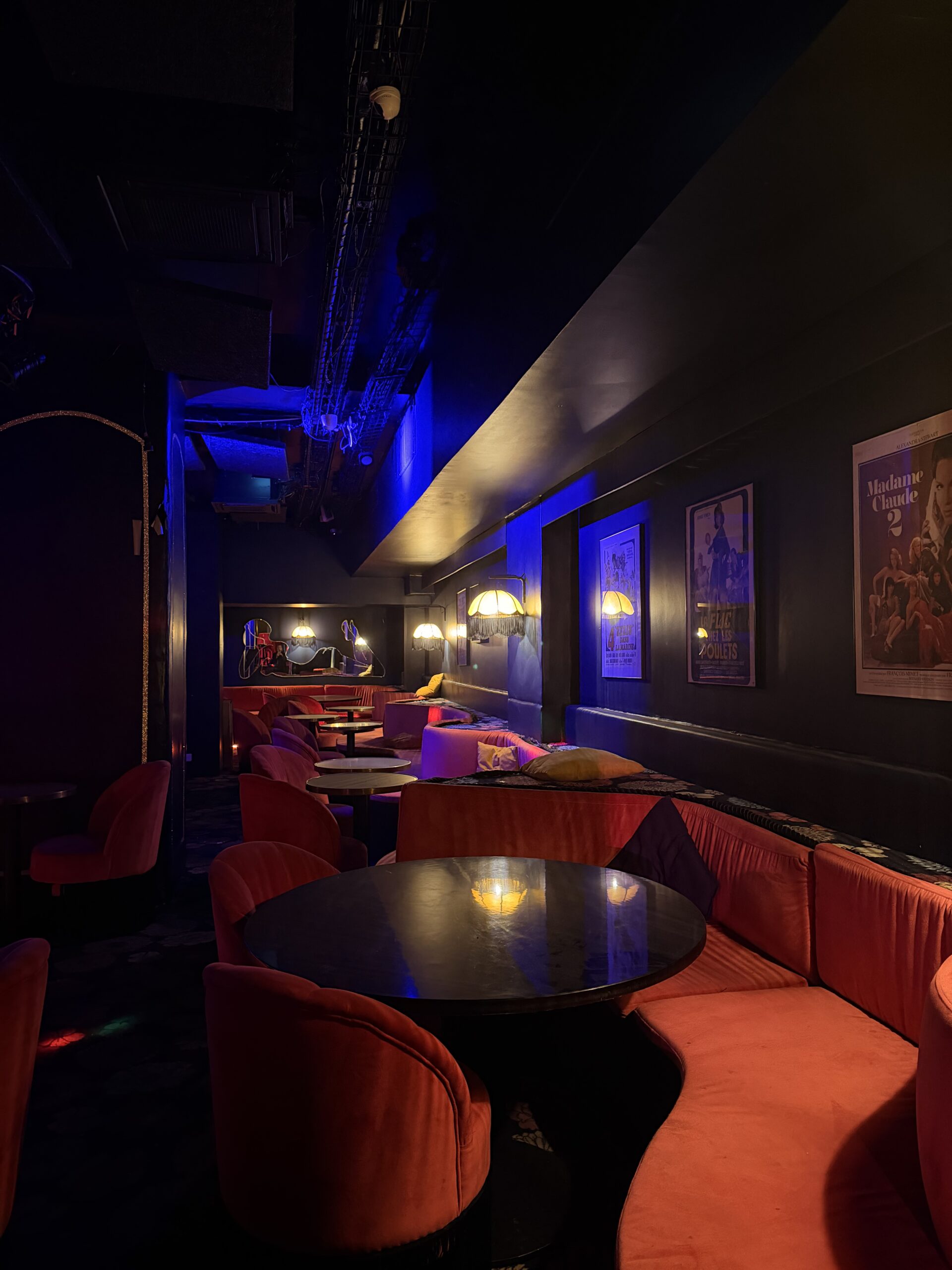 Le Cabaret Du Louvres